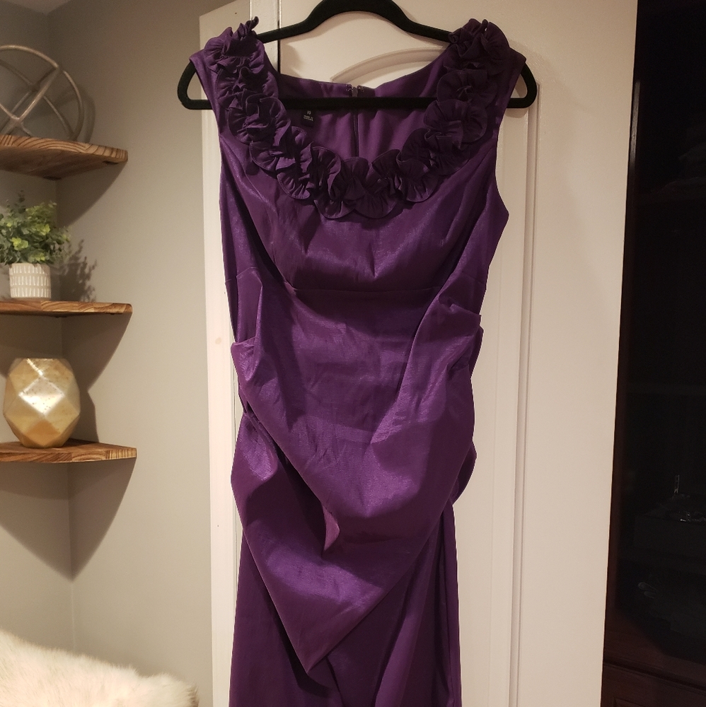 NWT purple special occasion/cocktail dress with ruching size 10